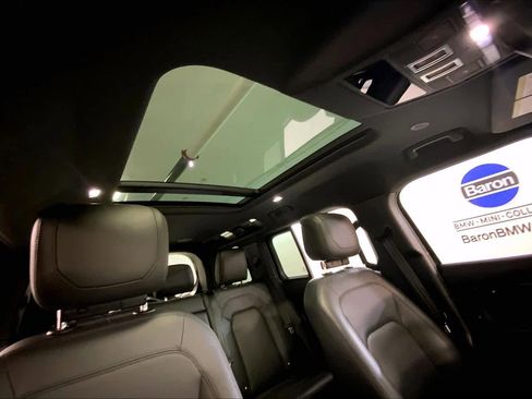 Used 2023 Land Rover Defender 110 V8 image 14