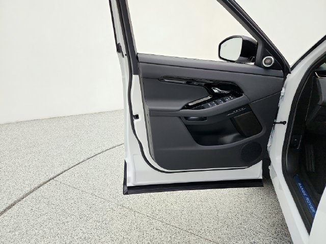 New 2026 Land Rover Range Rover Evoque S AWD/4WD image 27