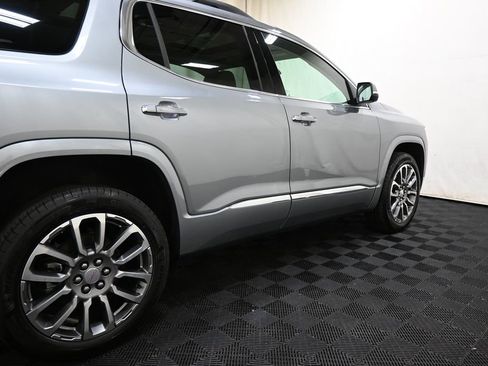 Used 2023 GMC Acadia Denali w/ Denali Technology Package FWD image 21
