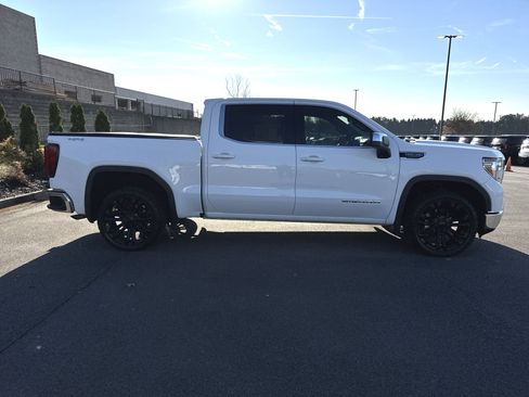 Used 2021 GMC Sierra 1500 SLE image 11