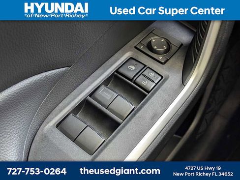 Used 2025 Toyota RAV4 LE FWD image 29