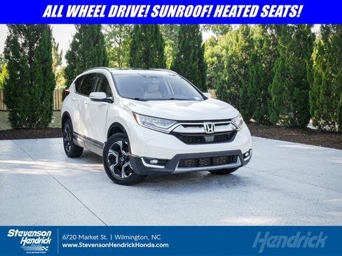 Used 2018 Honda CR-V Touring image 1
