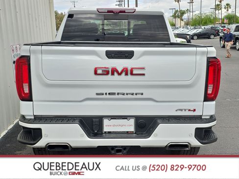 Used 2021 GMC Sierra 1500 AT4 w/ AT4 Value Package AWD/4WD image 7