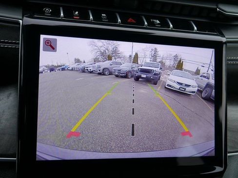 Used 2025 Jeep Grand Cherokee Limited w/ Trailer Tow Package image 17