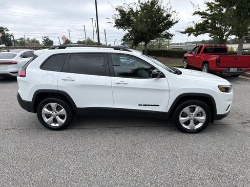 Used 2023 Jeep Cherokee Altitude Lux AWD/4WD image 8