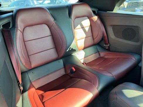 Used 2025 Ford Mustang Premium image 25