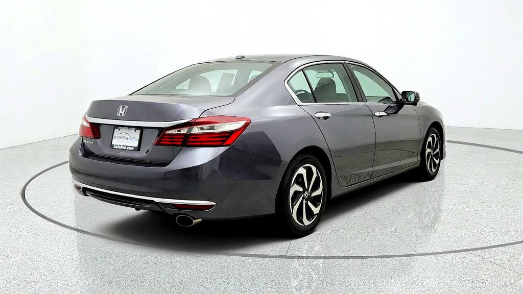 Used 2017 Honda Accord EX-L image 5