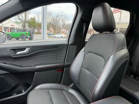 Used 2024 Ford Escape ST-Line w/ Tech Pack #1 image 15