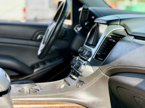 Used 2016 Chevrolet Tahoe LT w/ Luxury Package image 32