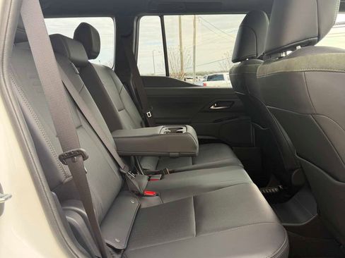 Used 2025 Lexus GX 550 AWD/4WD image 28