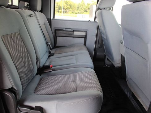 Used 2011 Ford F250 XLT w/ XLT Premium Pkg AWD/4WD image 14