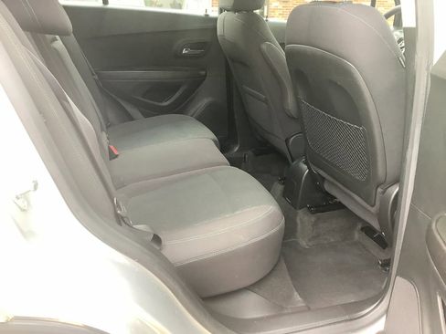 Used 2016 Chevrolet Trax LS FWD image 13