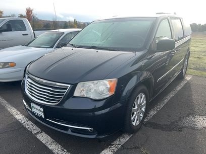 Used 2014 Chrysler Town & Country Touring