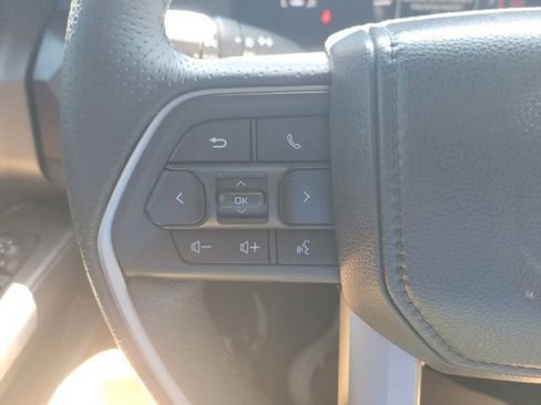 Used 2025 Toyota 4Runner SR5 image 12