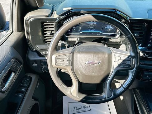 Used 2022 Chevrolet Silverado 1500 ZR2 w/ Technology Package image 24