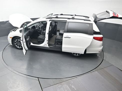 Used 2024 Honda Odyssey EX-L image 48