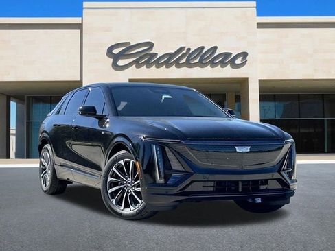 New 2026 Cadillac Lyriq Sport image 2