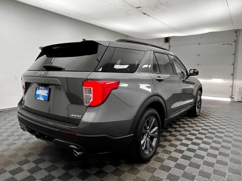 Used 2023 Ford Explorer XLT w/ Equipment Group 202A image 12