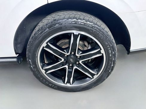 Used 2019 Ford Expedition Limited w/ Special Edition Package AWD/4WD image 8