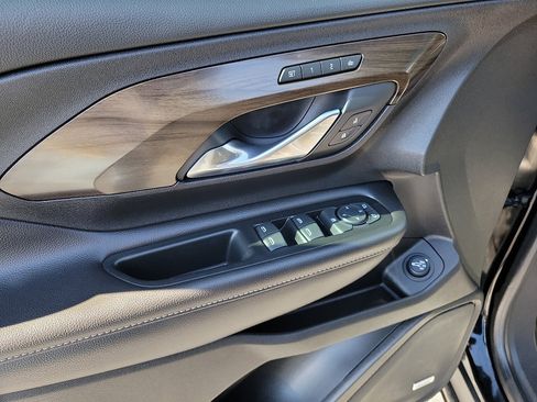 Used 2018 GMC Terrain Denali w/ Advanced Safety Package image 14