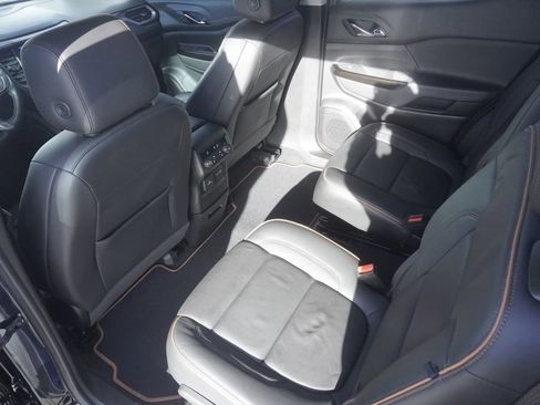 Used 2022 GMC Acadia AT4 w/ Preferred Package image 29