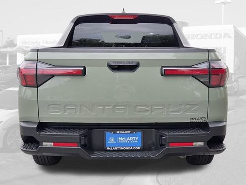 Used 2025 Hyundai Santa Cruz SEL FWD image 7