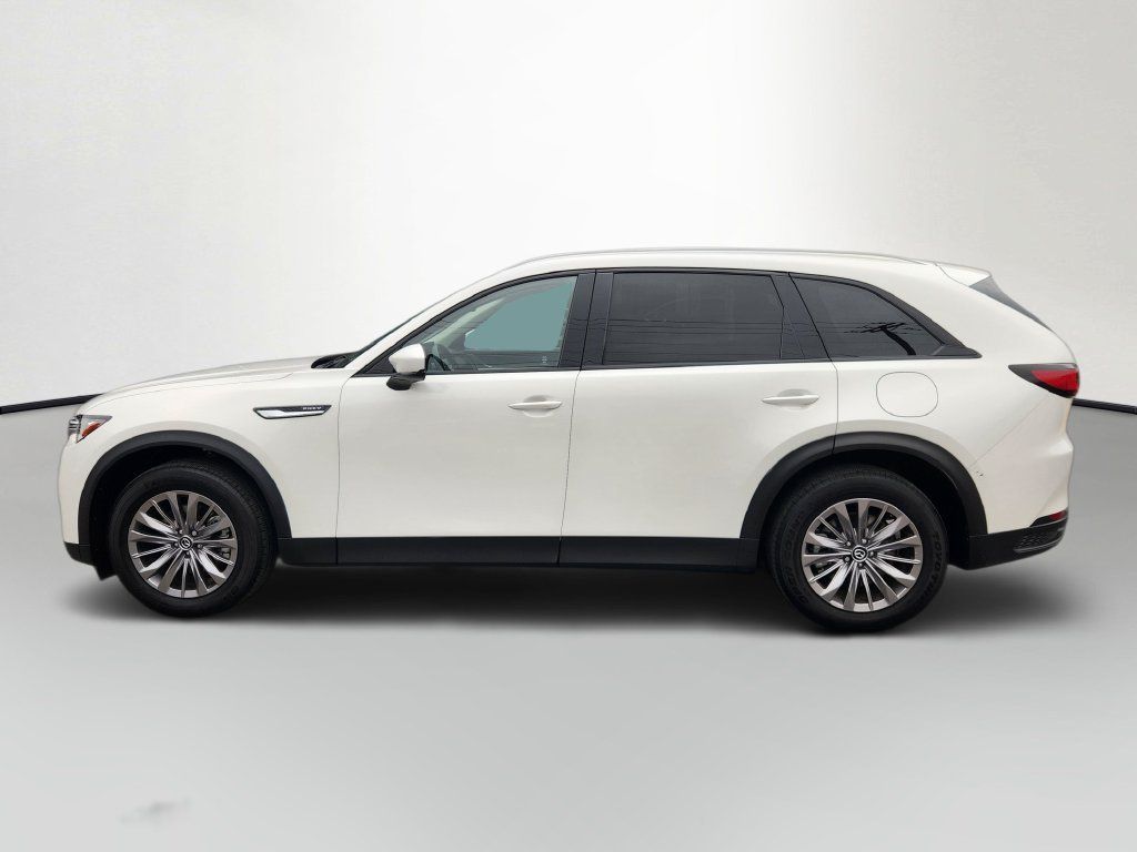 Used 2025 MAZDA CX-90 Plug-In Hybrid w/ Preferred AWD/4WD image 4