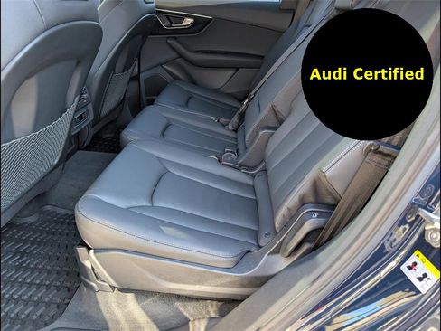 Certified 2025 Audi Q7 2.0T Premium w/ Convenience Plus Package image 8