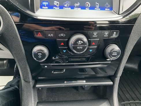 Used 2013 Chrysler 300 S image 10