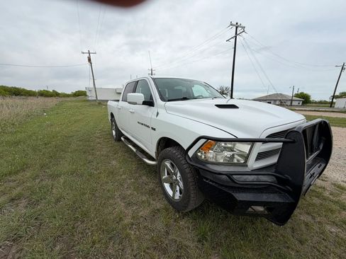 Used 2012 RAM 1500 Sport w/ Sport Premium Group AWD/4WD image 4