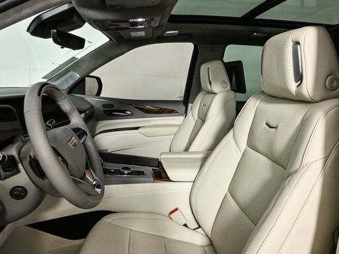 New 2024 Cadillac Escalade Sport Platinum w/ LPO, ONYX Package image 5