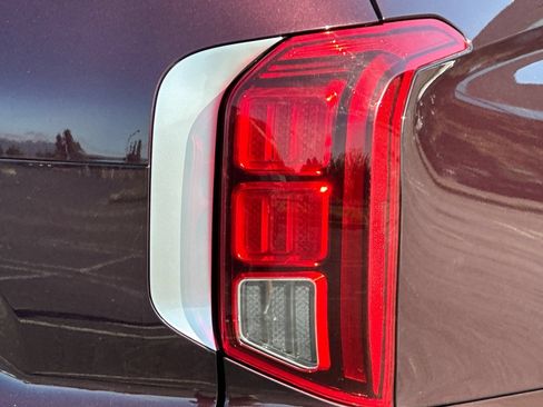Used 2025 Hyundai Palisade SEL FWD image 51