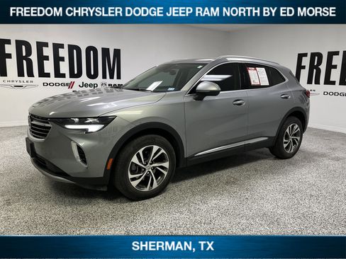 Used 2023 Buick Envision Essence image 1