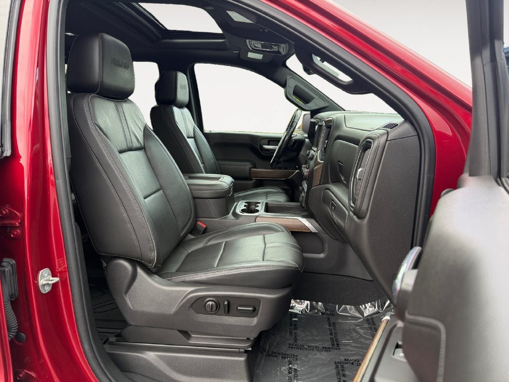 Used 2019 Chevrolet Silverado 1500 High Country w/ Technology Package AWD/4WD image 25