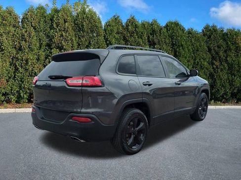 Used 2017 Jeep Cherokee High Altitude AWD/4WD image 4