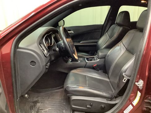 Used 2017 Dodge Charger SXT w/ AWD Plus Group image 14