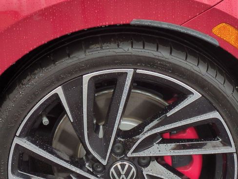 Used 2024 Volkswagen GTI Autobahn image 12