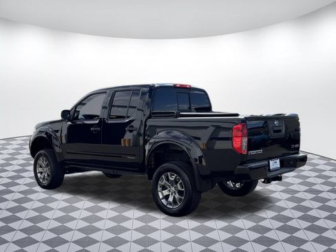 Used 2021 Nissan Frontier SV AWD/4WD image 5