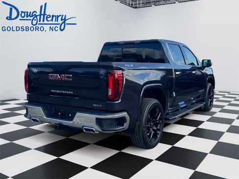 New 2026 GMC Sierra 1500 SLT w/ SLT Convenience Package image 5