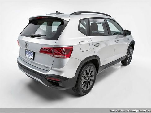 Used 2022 Volkswagen Taos S AWD/4WD image 5