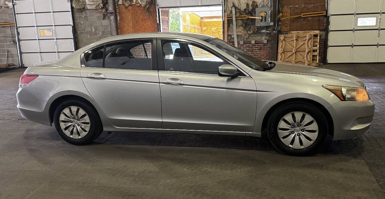 Used 2009 Honda Accord LX image 4