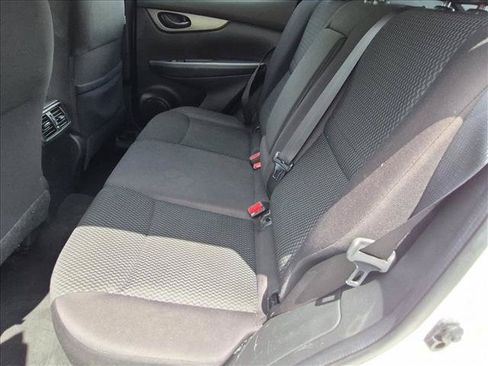 Used 2018 Nissan Rogue Sport S w/ S Appearance Package FWD image 17