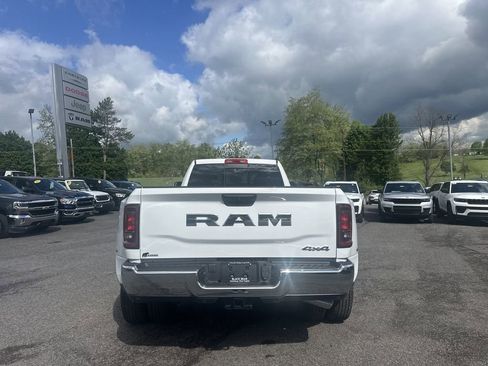 New 2026 RAM 3500 Tradesman AWD/4WD image 6
