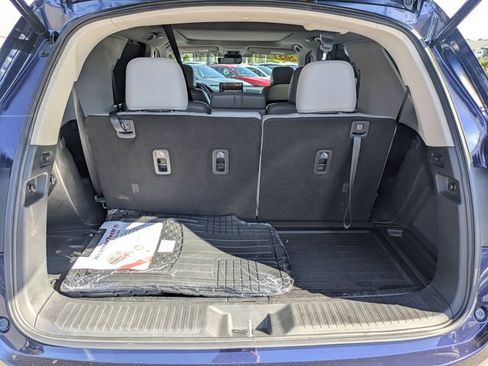 Used 2023 Honda Pilot Touring image 12