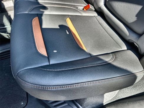 New 2026 GMC Sierra 1500 AT4 w/ AT4 Premium Package image 17