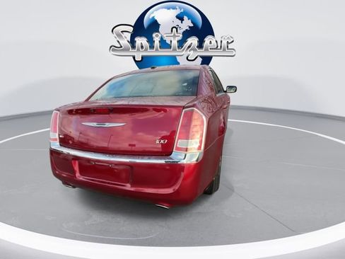 Used 2014 Chrysler 300 AWD w/ Driver Convenience Group image 8