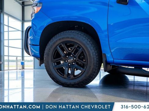Used 2025 Chevrolet Silverado 1500 Custom w/ Turbomax Blackout Package AWD/4WD image 31