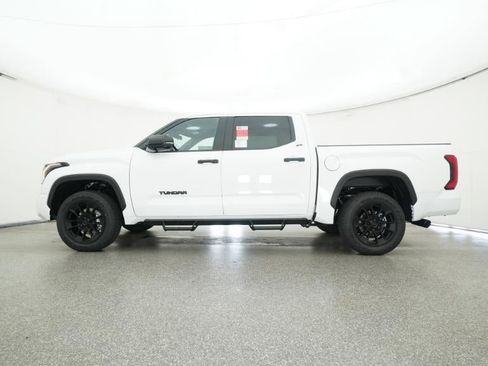 New 2026 Toyota Tundra SR5 AWD/4WD image 19