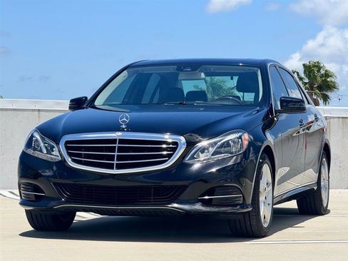 Used 2014 Mercedes-Benz E 350 E350 Sedan image 2
