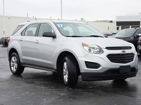 Used 2017 Chevrolet Equinox LS image 10